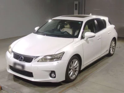 Lexus CT200h