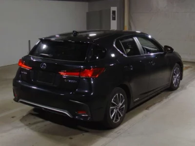 Lexus CT200h