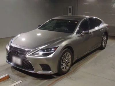 Lexus LS500h