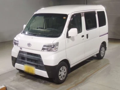 Toyota Pixis Van