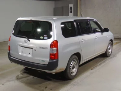 Toyota SUCCEED