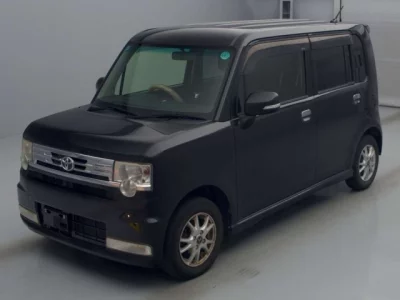 Toyota Pixis Space