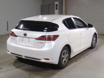 Lexus CT200h