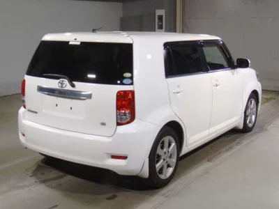 Toyota Corolla Rumion