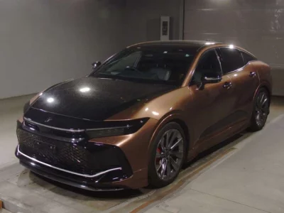 Toyota Crown Crossover