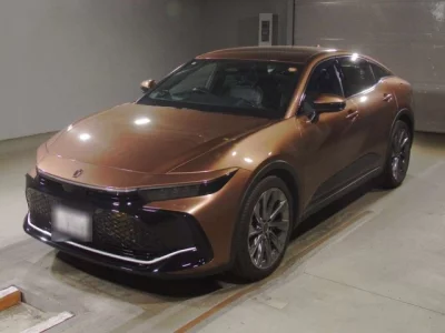 Toyota CROWN CROSSOVER