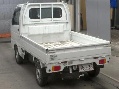 Nissan NT100 Clipper