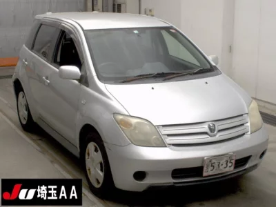 Toyota IST