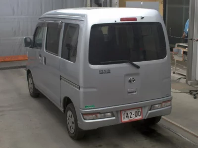 Toyota Pixis Van