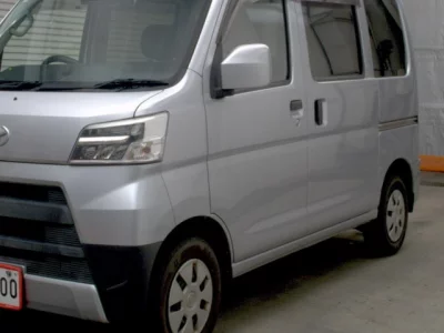 Toyota Pixis Van