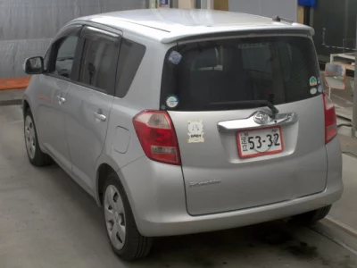 Toyota Ractis