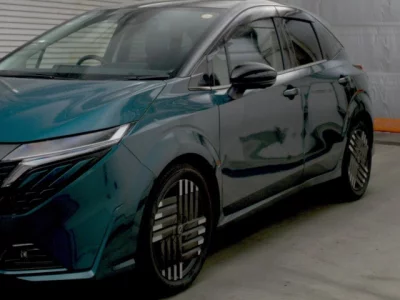 Nissan Aura
