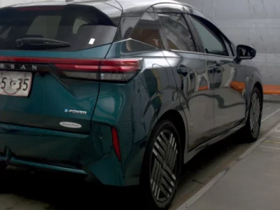Nissan Aura