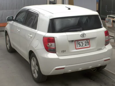 Toyota IST