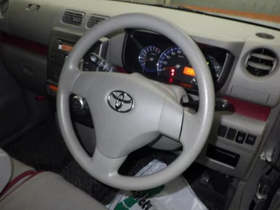 Toyota PIXIS SPACE
