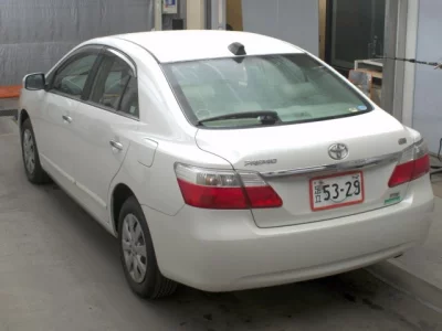 Toyota Premio