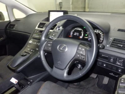 Lexus HS