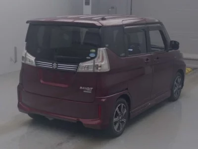 Suzuki Solio