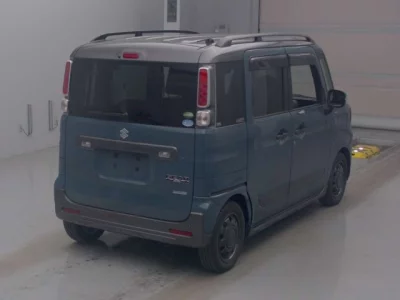 Suzuki Spacia Gear