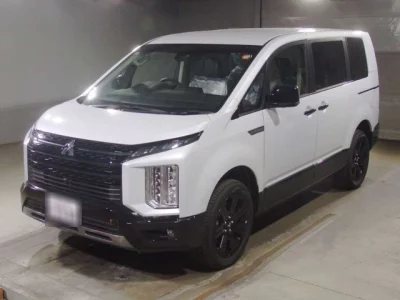 Mitsubishi DELICA D5
