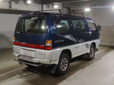 Mitsubishi Delica