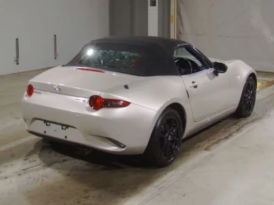 Mazda Roadster