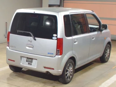 Nissan Otti
