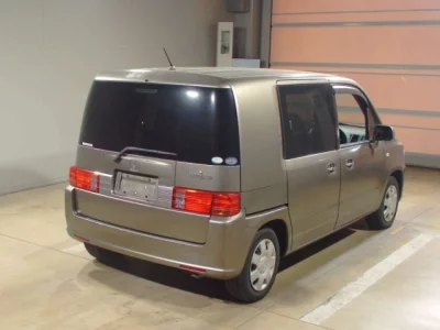 Honda Mobilio Spike