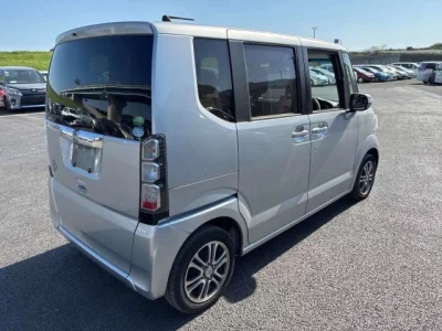 Honda N BOX PLUS