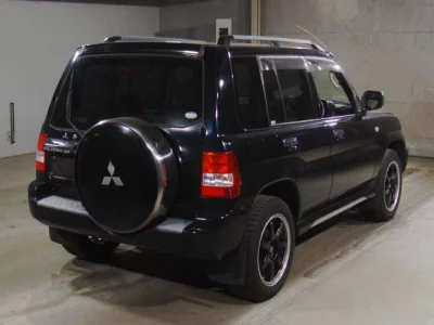 Mitsubishi Pajero iO