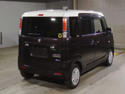 Suzuki Spacia