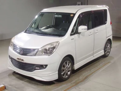 Suzuki Solio
