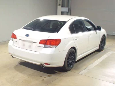 Subaru LEGACY B4