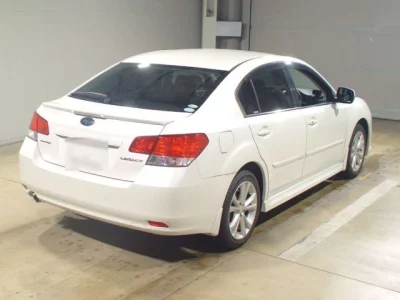 Subaru LEGACY B4