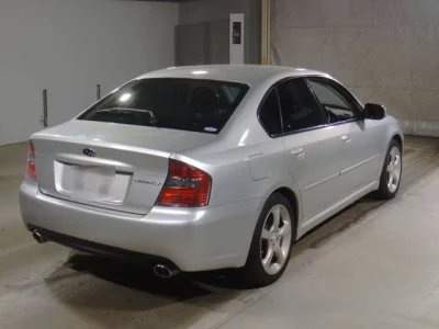 Subaru Legacy B4