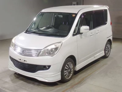 Suzuki Solio