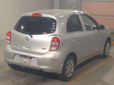 Nissan March