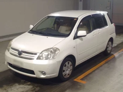 Toyota RAUM
