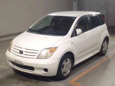 Toyota IST