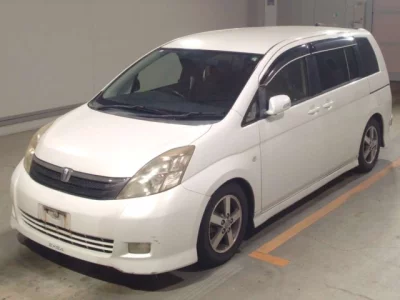 Toyota ISIS