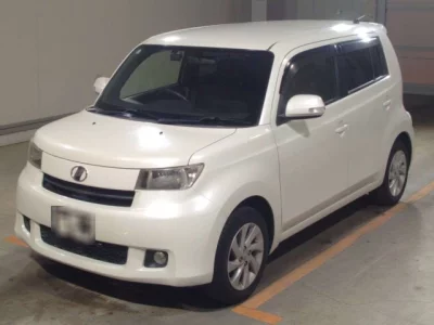 Toyota bB