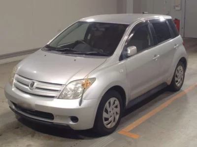 Toyota IST