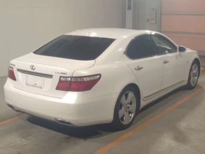 Lexus LS460L