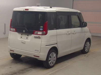 Suzuki Spacia