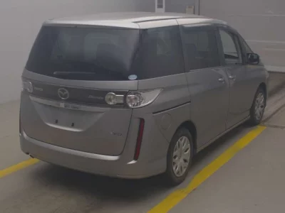 Mazda Biante