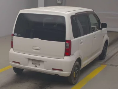 Nissan Otti
