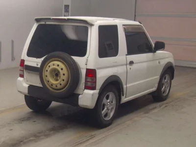 Mitsubishi Pajero Mini