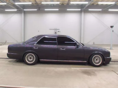 Nissan CEDRIC
