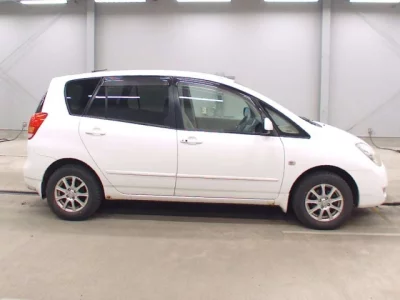 Toyota Corolla Spacio
