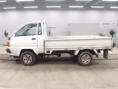 Toyota TownAce Truck